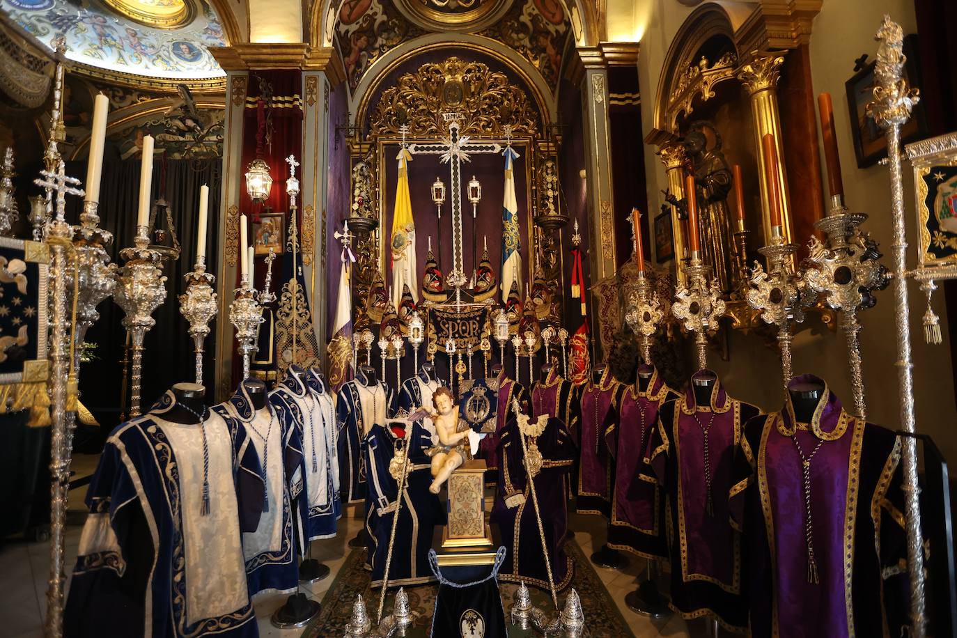 Las precipitaciones impiden que la hermandad de los Negritos salga en procesión por Sevilla este Jueves Santo