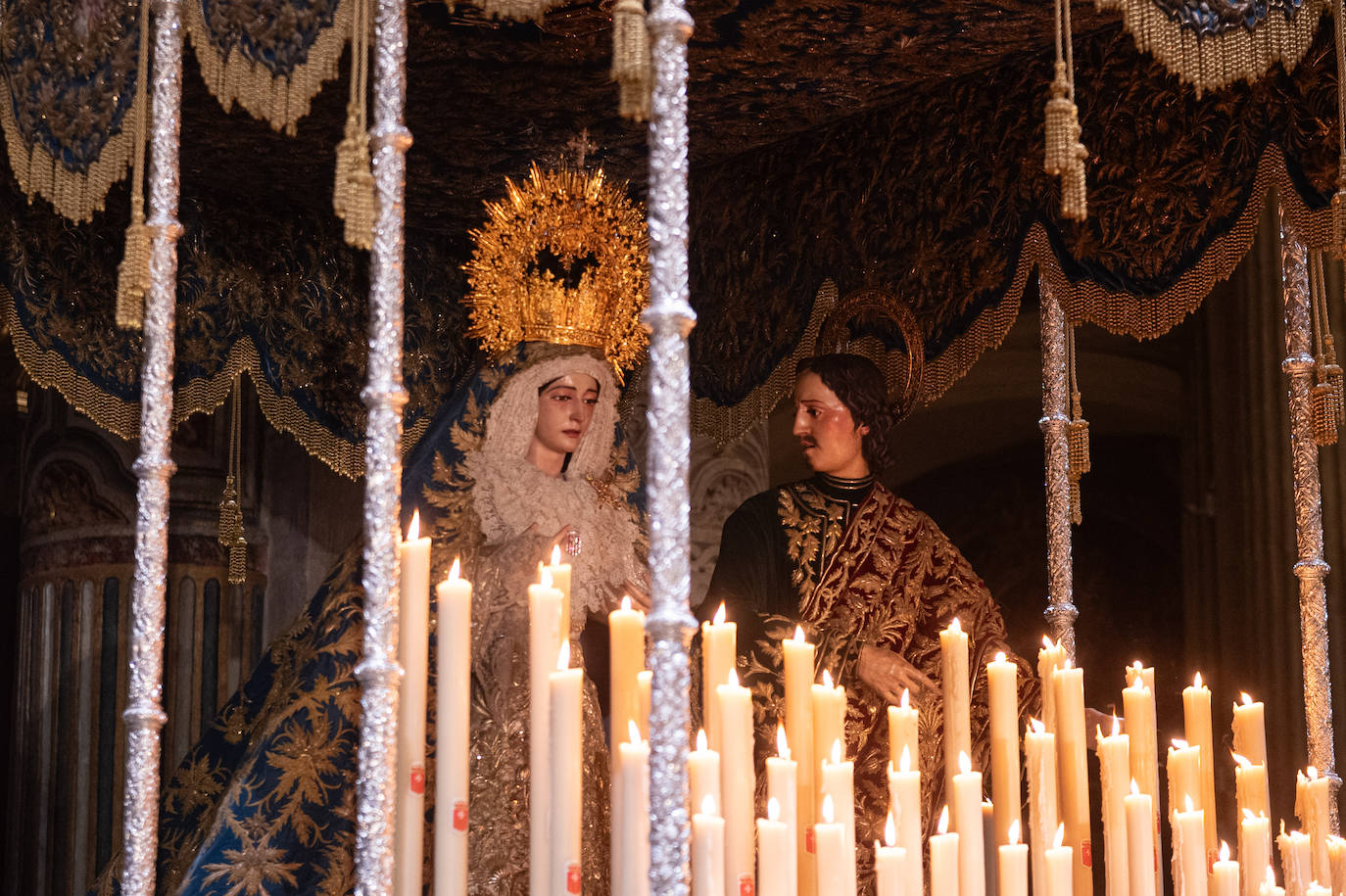 Nuestro Padre Jesús de la Pasión y la Virgen de la Merced permanecen en el Salvador este Jueves Santo debido a la lluvia