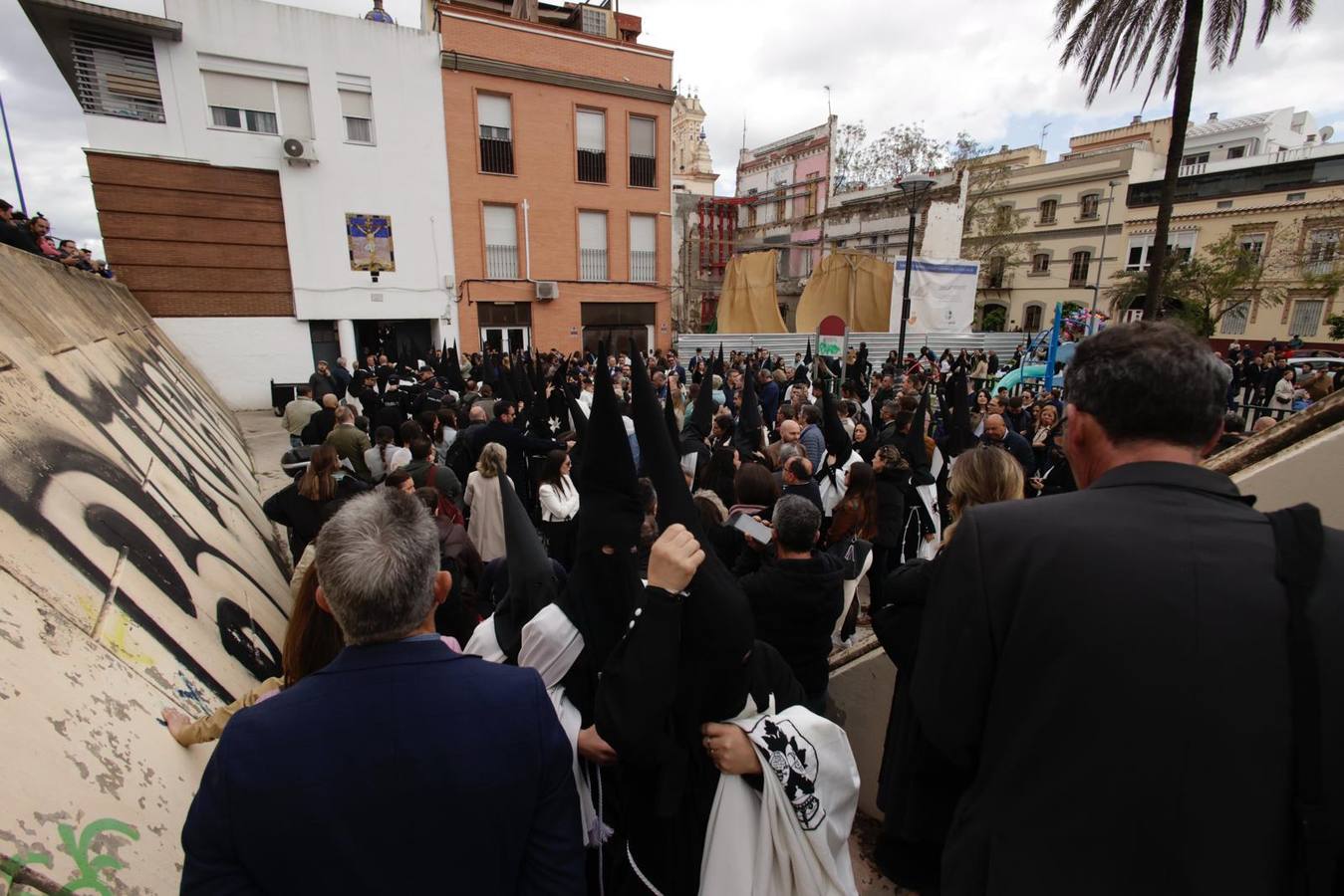 La hermandad del Cachorro no pudo realizar su estación de penitencia a la Catedral de Sevilla 