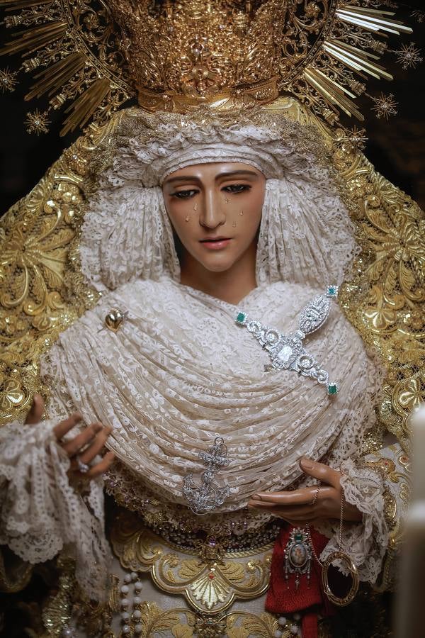 La hermandad de la Esperanza de Triana fue la primera de la noche en comunicar que no saldrían a las calles de Sevilla en la Madrugada 2024