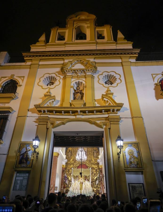 La hermandad de la Esperanza de Triana fue la primera de la noche en comunicar que no saldrían a las calles de Sevilla en la Madrugada 2024