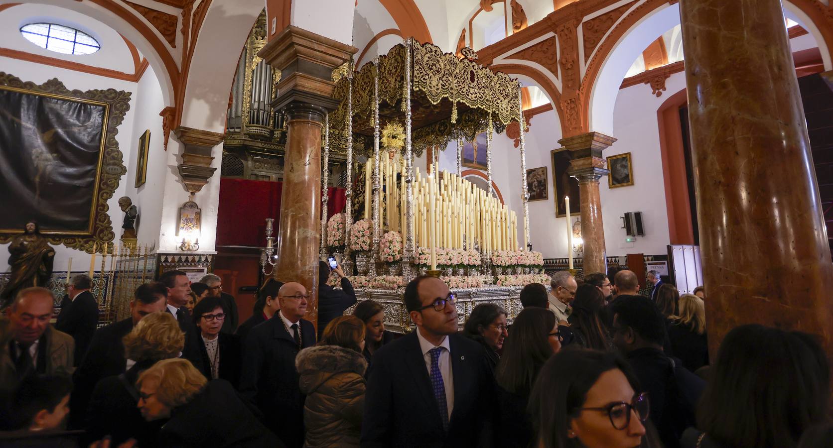 La O tampoco pudo salir a las calles de Sevilla en la Semana Santa de 2024