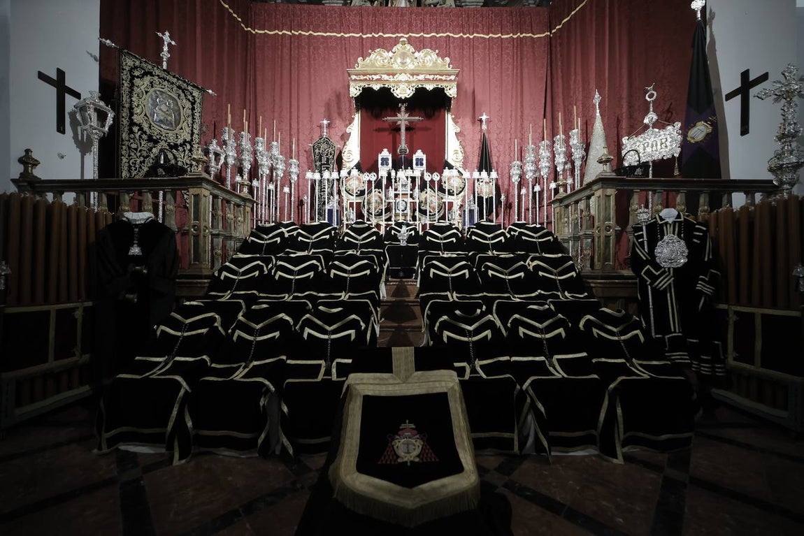 Otra de las hermandades del Viernes Santo que no pudo realizar su estación de penitencia fue la Sagrada Mortaja