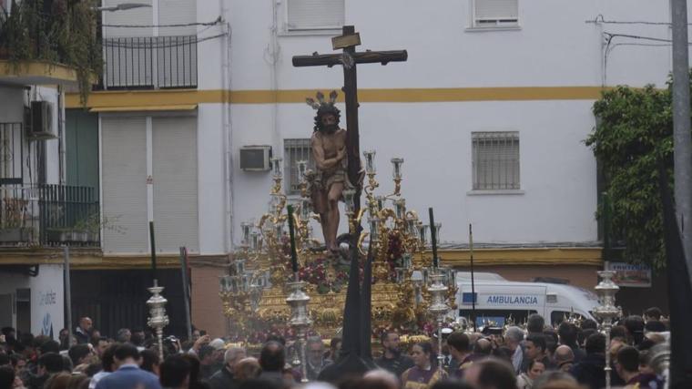 Sábado Santo de la Semana Santa de Sevilla 2024, en imágenes