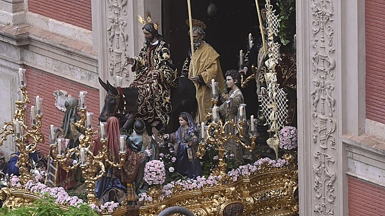 ¿Cuándo comienza la Semana Santa de 2025 y qué día es Miércoles de Ceniza?