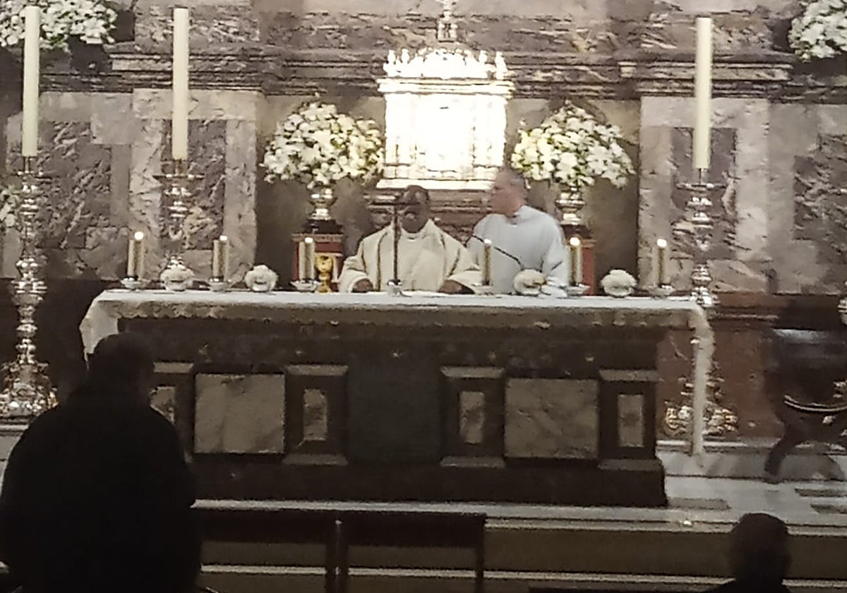 Misa en la parroquia de la Concepción de Nervión