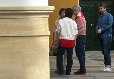 El lendakari Íñigo Urkullu aprovecha la final de la Copa del Rey para visitar la Basílica de la Macarena