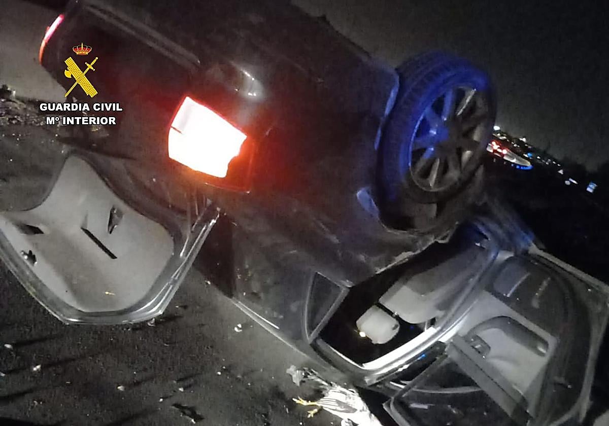 El estado en el que ha quedó el vehículo siniestrado