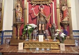 El Santo Ángel restaura dos esculturas del retablo de San Expedito