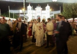 El hashtag #PapaGorda en la Feria de Abril de Sevilla: publicar fotos de personas ebrias acarrea multas de miles de euros