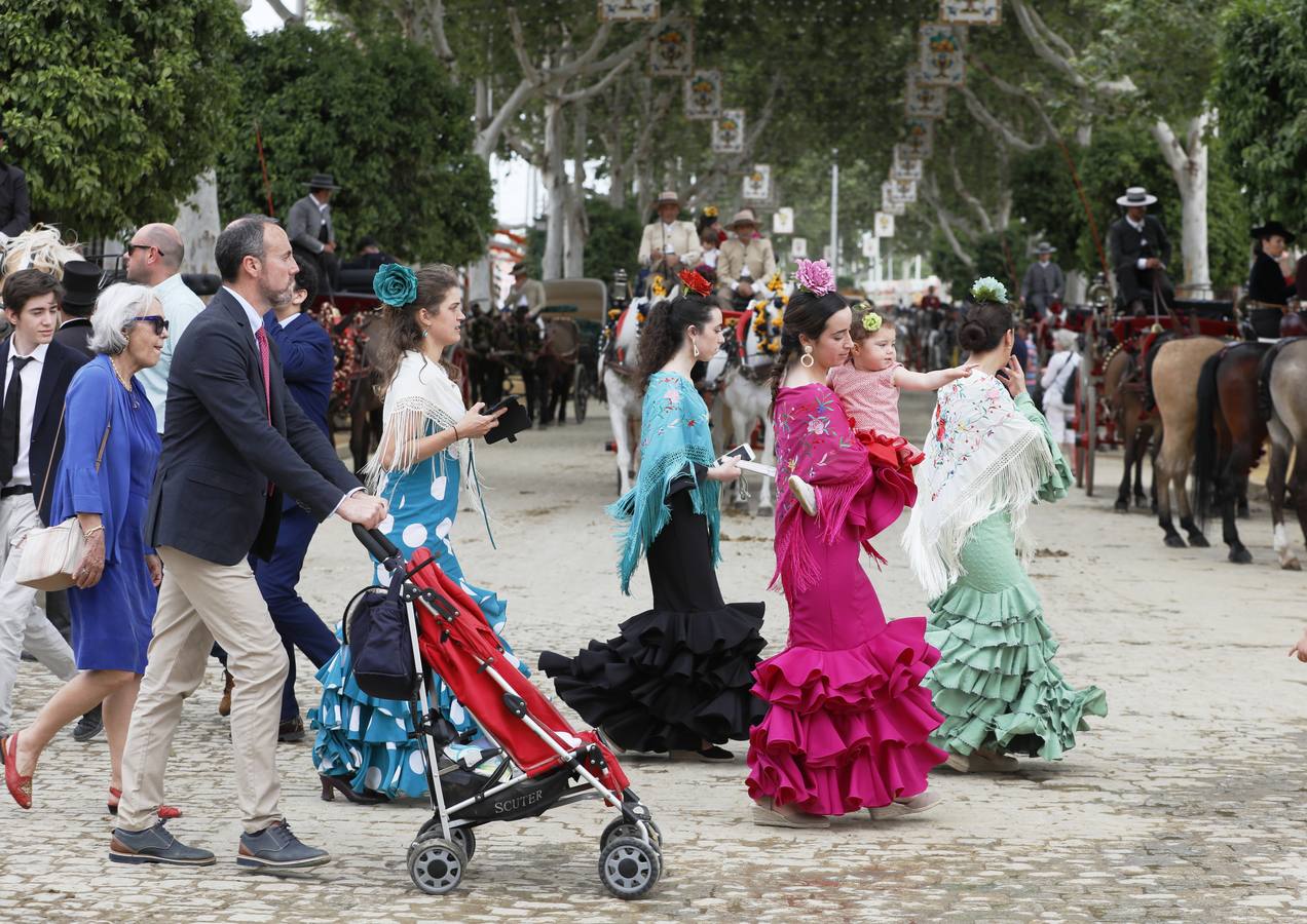 Ambiente en el real durante el viernes de la Feria de 2024