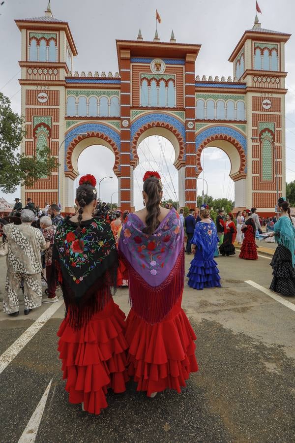 Ambiente en el real durante el viernes de la Feria de 2024
