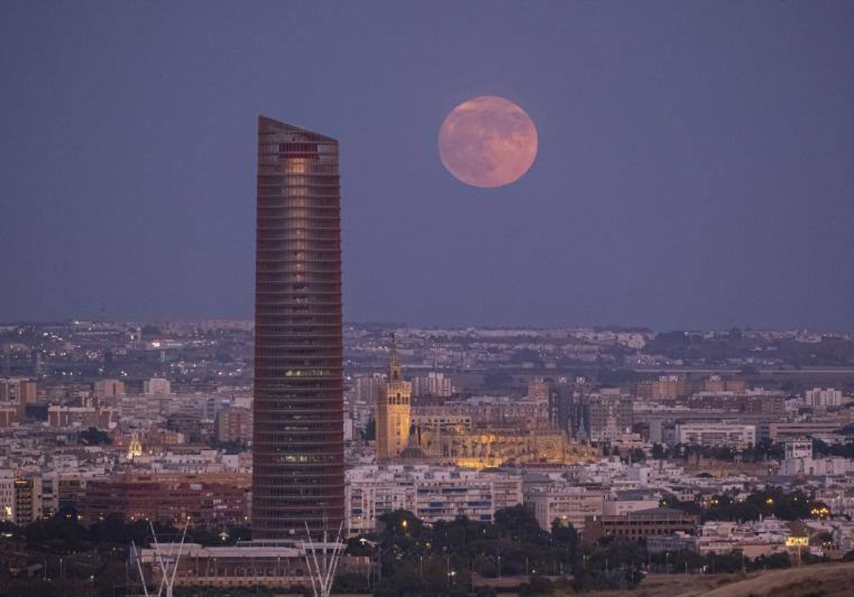 Luna llena en Sevilla