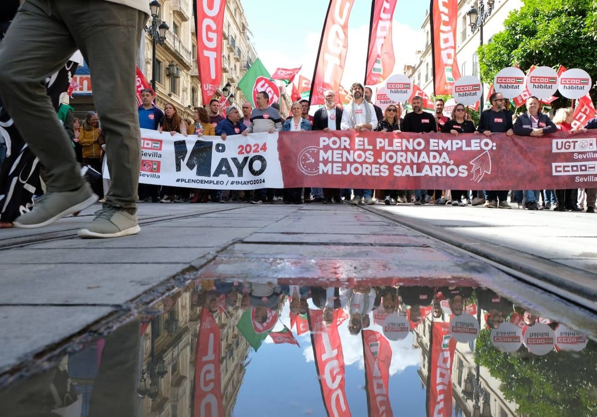 La manifestación discurrió por la avenida de la Constitución