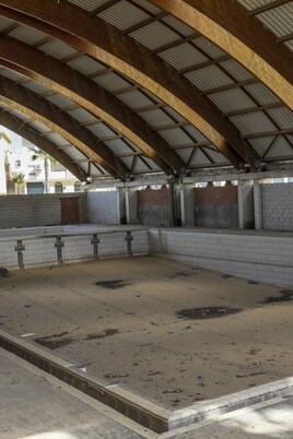 La piscina cubierta costó 5,2 millones de euros, aunque nunca llegó a terminar sus obras