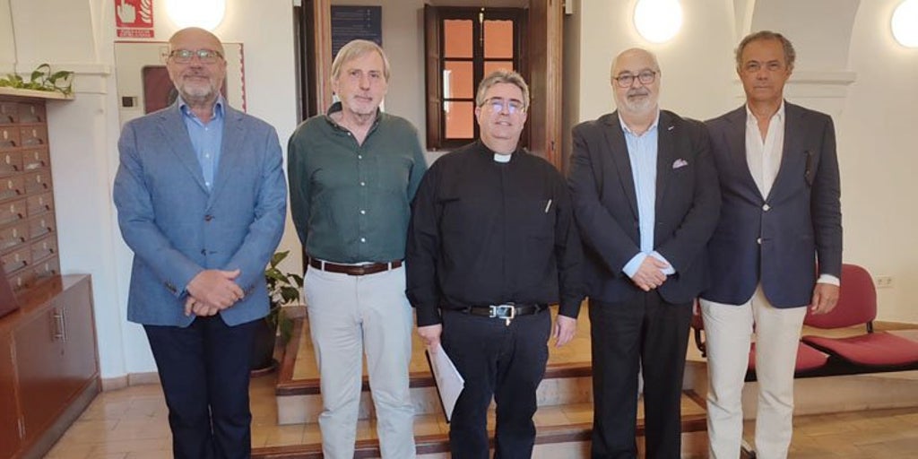 Utrera propone celebrar un santo entierro magno en 2025: «va a ser muy importante»