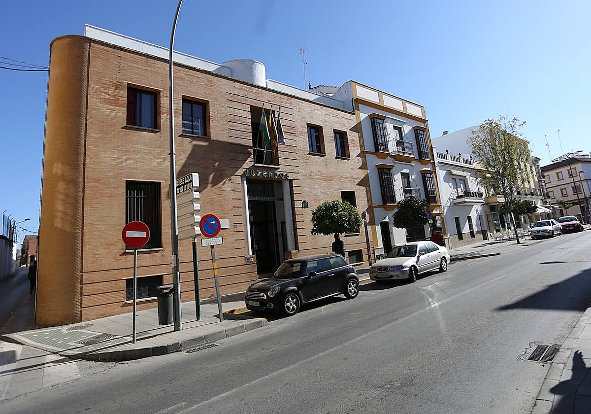 Imagen de archivo de los juzgados de Utrera, donde se ha investigado esta denuncia
