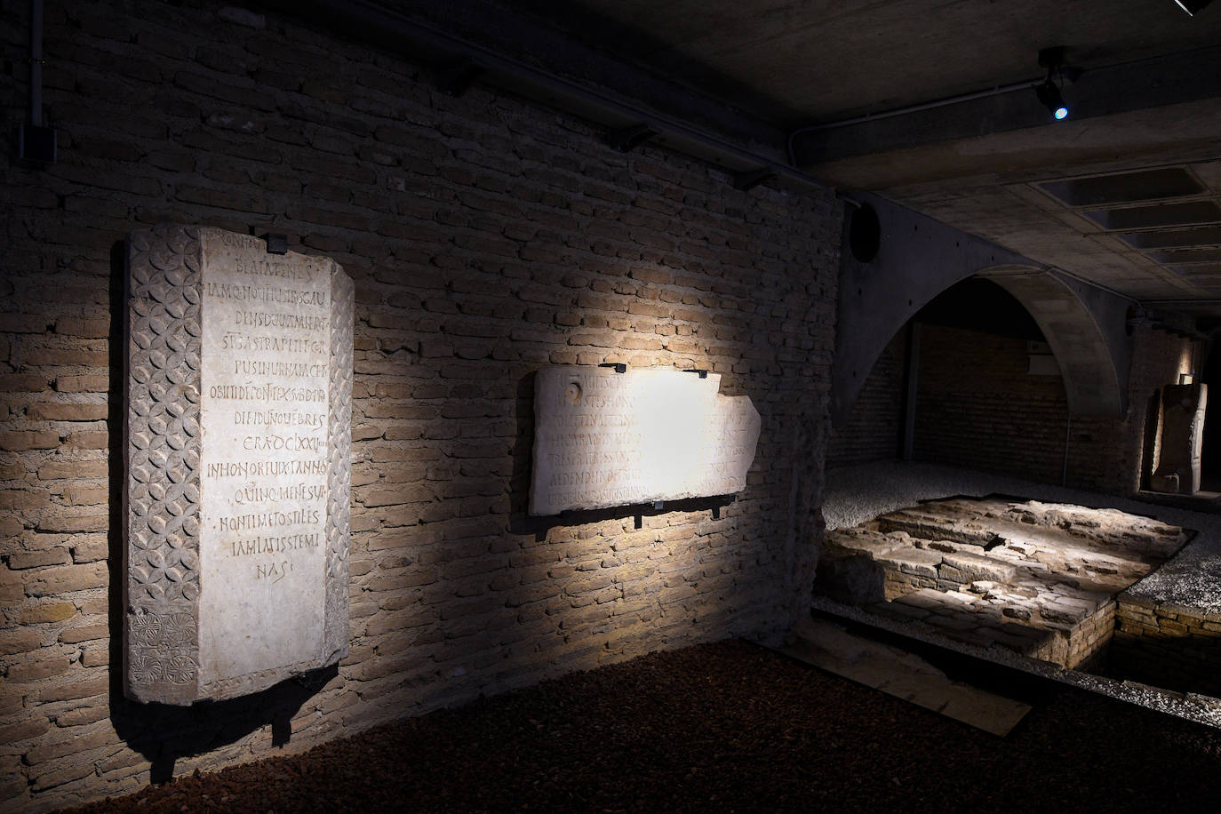 Descubriendo la historia de la iglesia del Salvador de Sevilla a través de &#039;La huella de lo sagrado&#039;