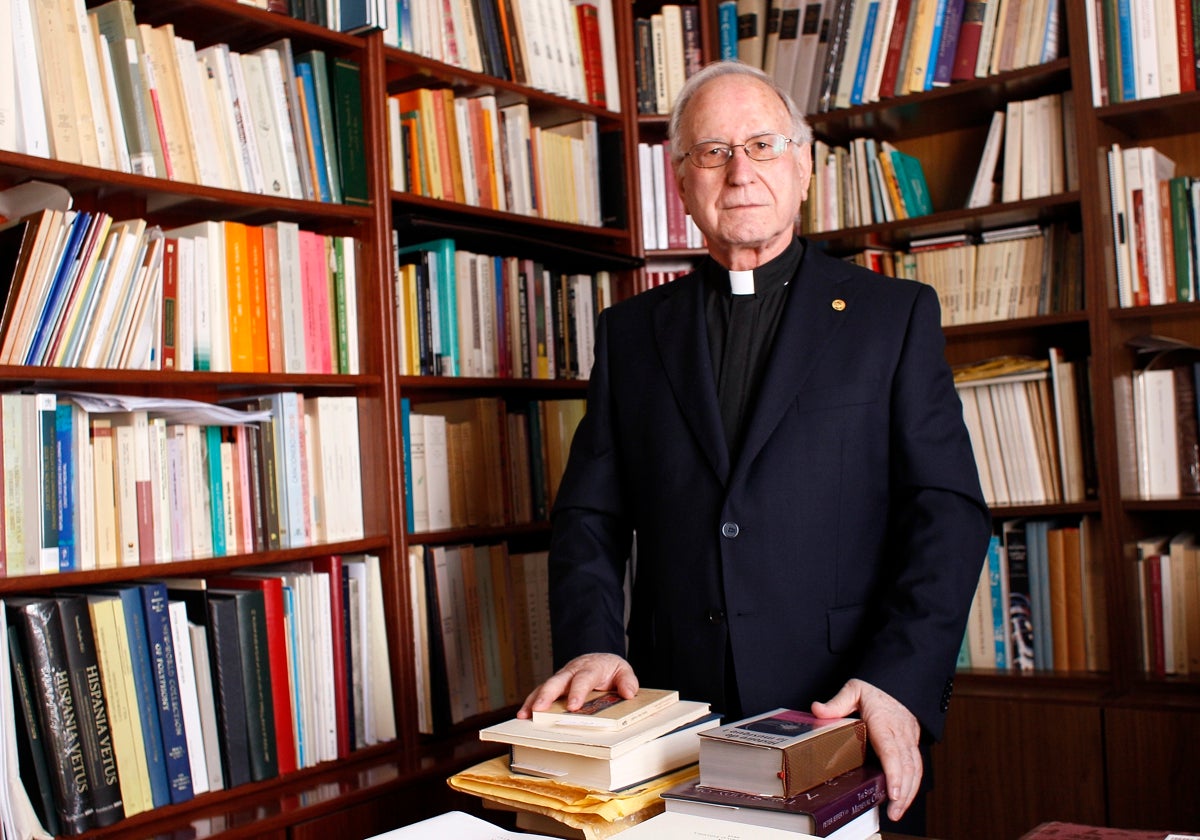 Don Herminio González, maestro de capilla de la Catedral de Sevilla