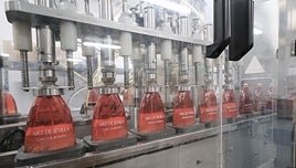 Instituto Español: 120 años perfumando los hogares con un 95% de mujeres en plantilla