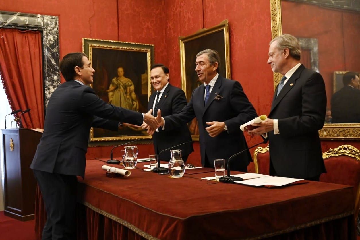La entrega de los Premios de Investigación de La Real Maestranza de Caballería de Sevilla y la Real Academia Sevillana de Ciencias 