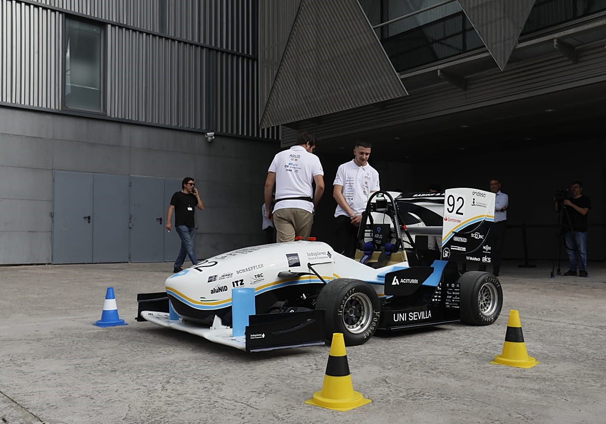 Nace en la Universidad de Sevilla el primer monoplaza autónomo 100% andaluz