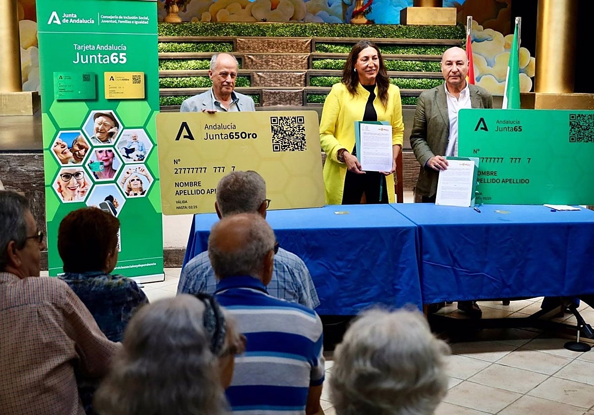 Presentación del acuerdo de Isla Mágica con la Tarjeta Andalucía Junta 65