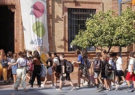 Calendario escolar de Sevilla 2024-25: festivos, puentes, días lectivos y fin de curso