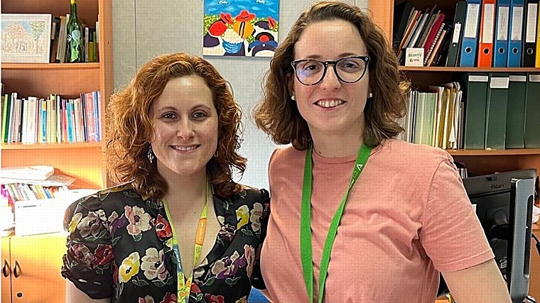 Beatriz Giraldo y Elena García, enfermeras especializadas en Salud Mental, premiadas por su estudio en el Área Sanitaria Sur de Sevilla