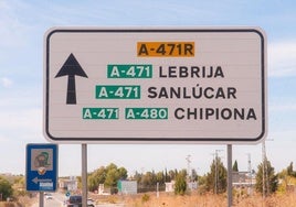 Lebrija, Sanlúcar, Las Cabezas y Trebujena reclaman a la Junta el desdoble de la A-471 en un nuevo verano de atascos