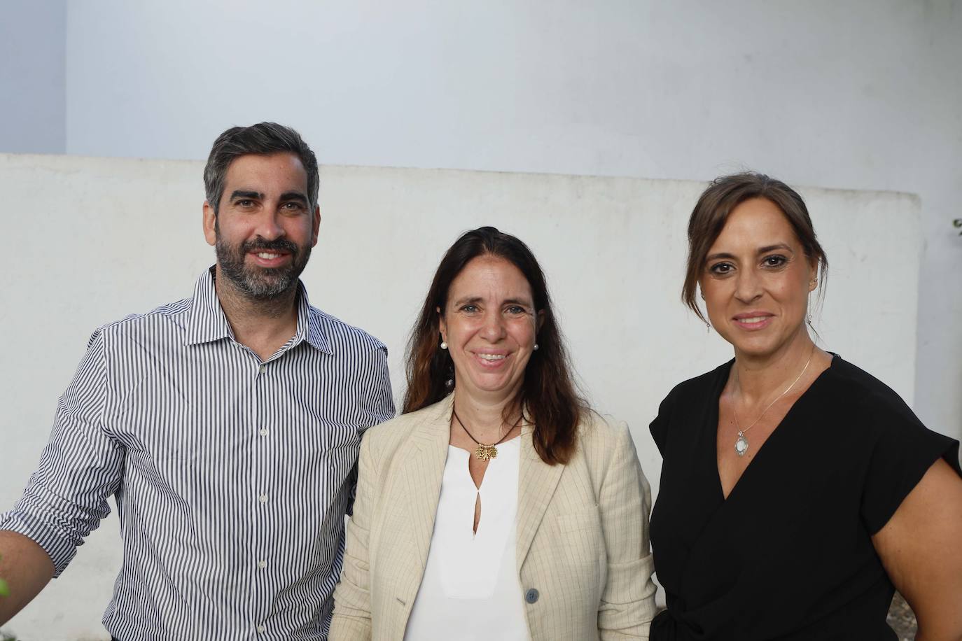  Manuel Puga, Victoria Martin-Lomeña y Carmen Romero