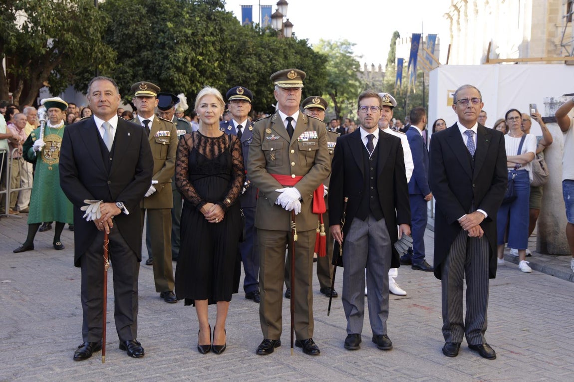 Momentos de la procesión de la Virgen de los Reyes 2024