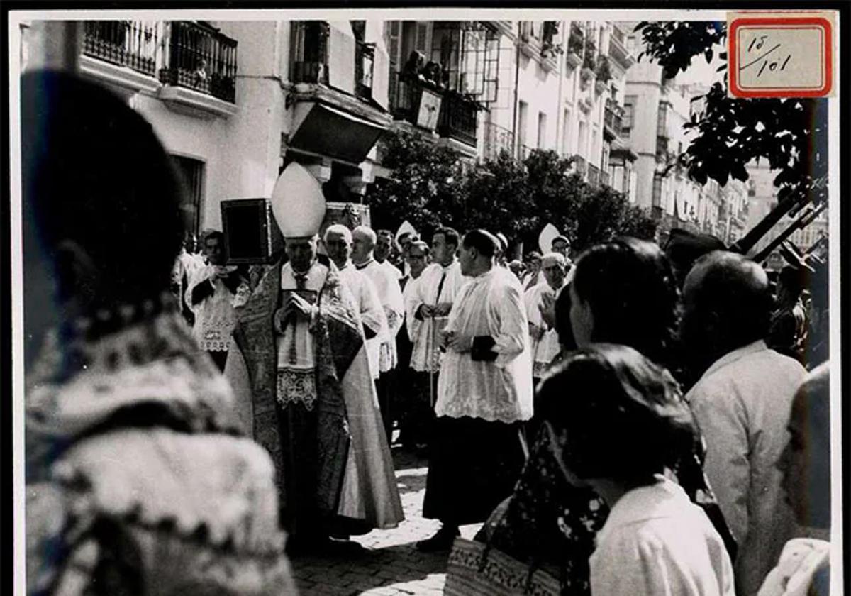 Imagen del entierro del cardenal Eustaquio Ilundáin en agosto de 1937