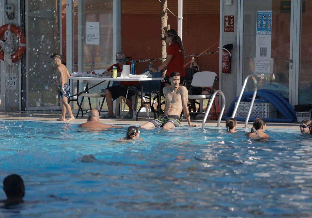 Recurrir a las piscinas en Sevilla es una de las mejores formas para paliar las altas temperaturas