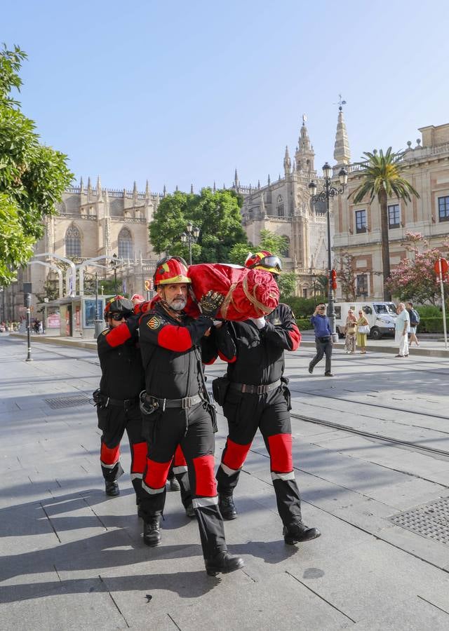 Simulacro de incendio en la Catedral a cargo del Batallón de Intervención en Emergencias II
