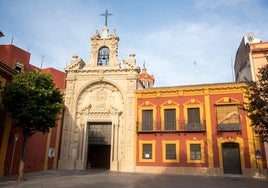 Concluyen las labores de restauración de la fachada principal de la basílica del Gran Poder