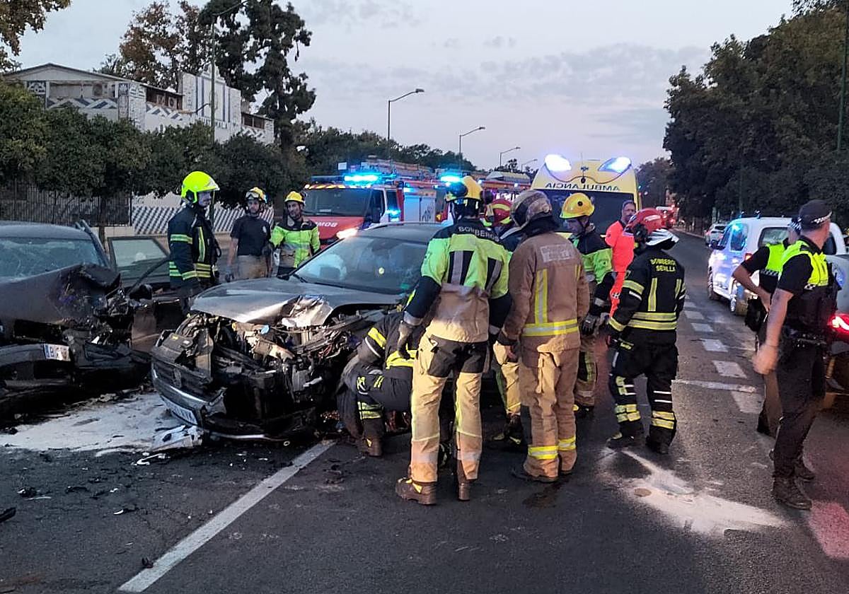 En el accidende de tráfico se han visto implicados cinco vehículos