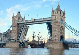 El Galeón Andalucía llega al corazón de Londres