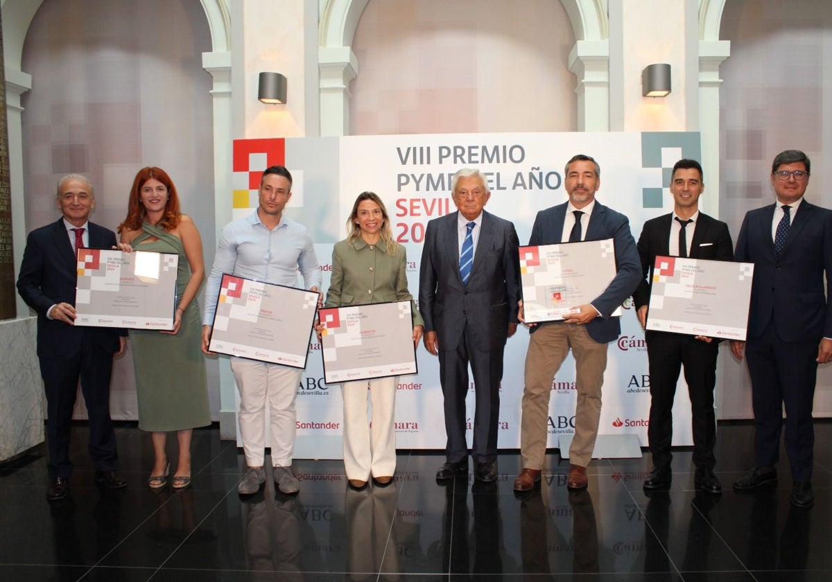 Galardonados con el Premio Pyme del año 2024 de Sevilla, concedido por Santander y la Cámara de Comercio, en colaboración con ABC