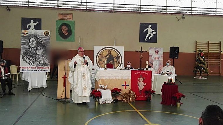 Eucaristía con el arzobispo de Sevilla, monseñor José Ángel Saiz Meneses