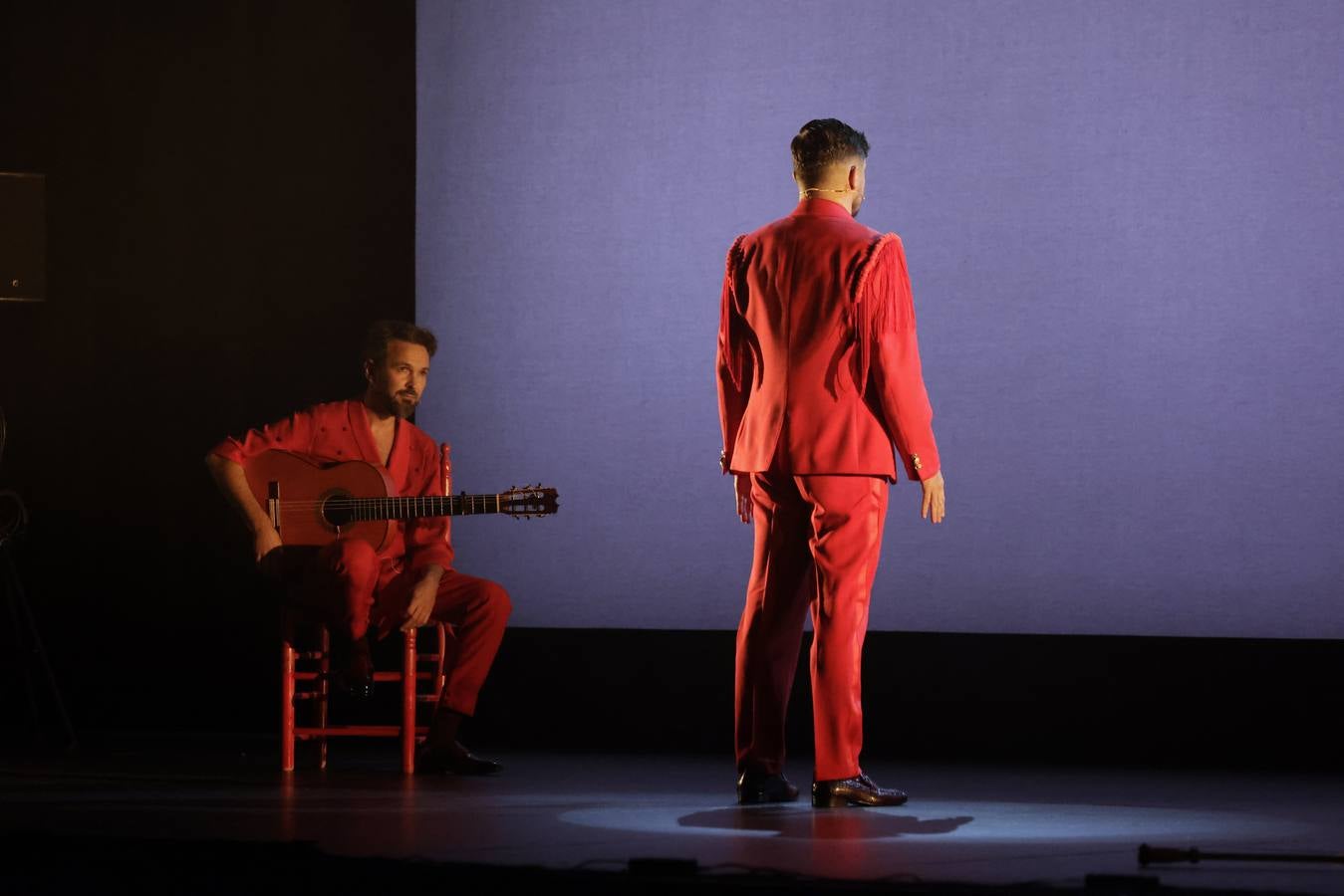 David Palomar, durante un momento de su espectáculo 'Desamparao' en el Teatro Alameda de Sevilla
