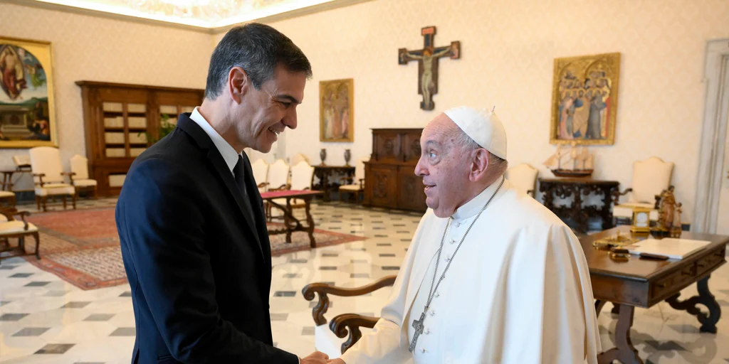 Pedro Sanchez invites the Pope to visit Seville in June 2025