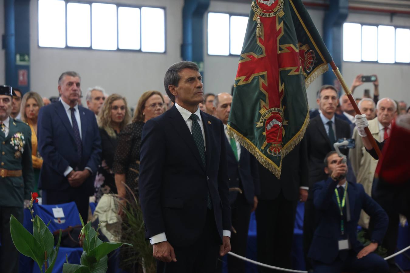 Celebración del día de la Virgen del Pilar en la comandancia de la Guardia Civil de Sevilla