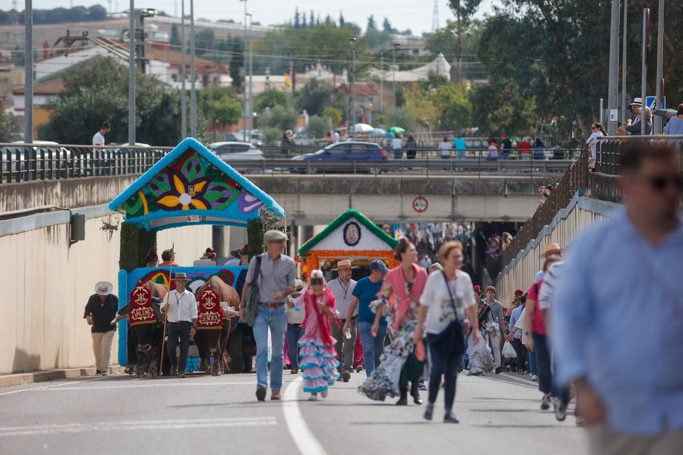 Uno de los momentos de la romería este domingo de la Virgen de Valme, acompañada de carrozas y fieles