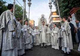 El rosario de la aurora de la Paz y matutino de la Milagrosa