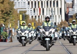 La Agrupación de Tráfico de la Guardia Civil celebra su 65 aniversario en el Parque María Luisa de Sevilla