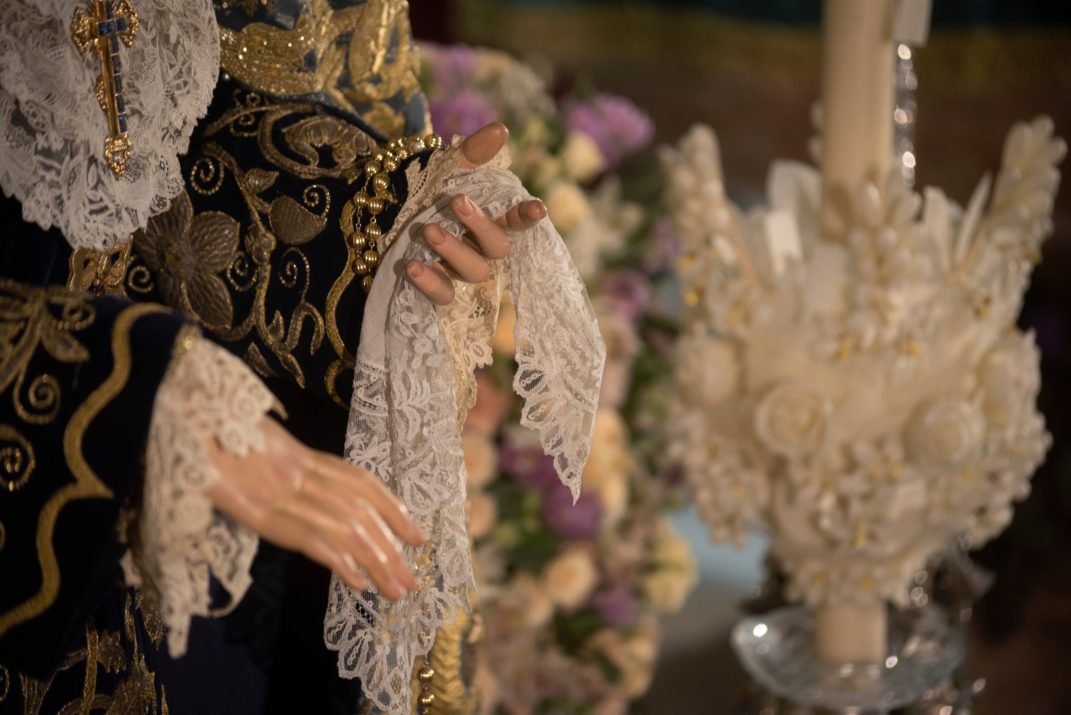 La Virgen de las Lágrimas en su besamanos