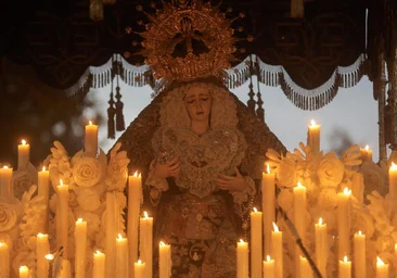 Así ha sido el traslado de la Virgen de la Estrella a la Catedral de Sevilla