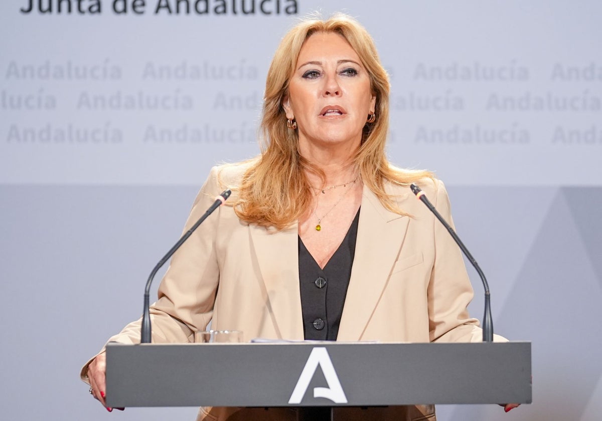 Carolina España, consejera de Economía, Hacienda y Fondos Europeos, además de portavoz del gobierno andaluz