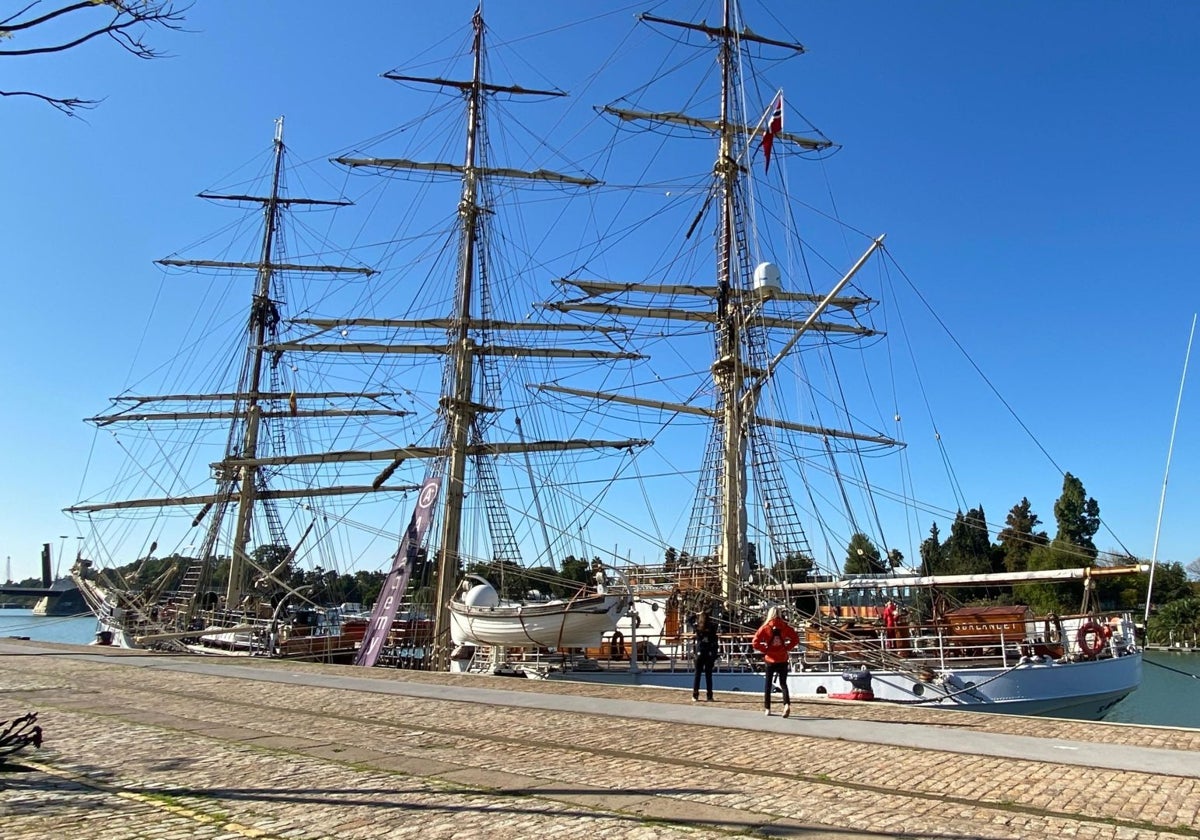 El velero Sorlandet en el Muelle de las Delicias